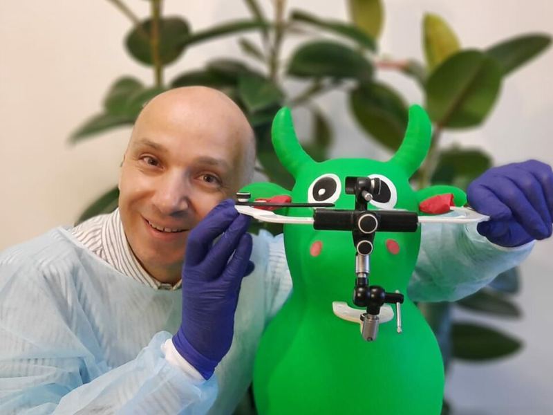 Стоматолог Иван и Алексей
