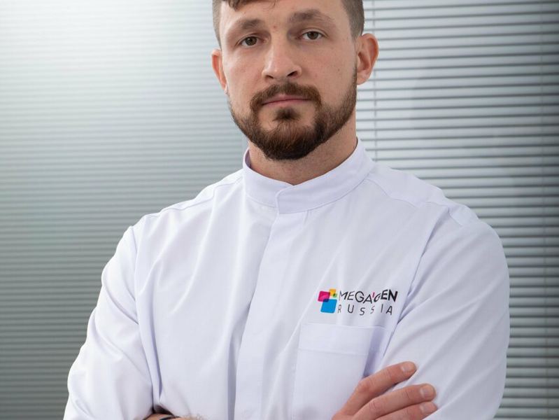 Хирург-имплантолог Иван Пентелюк