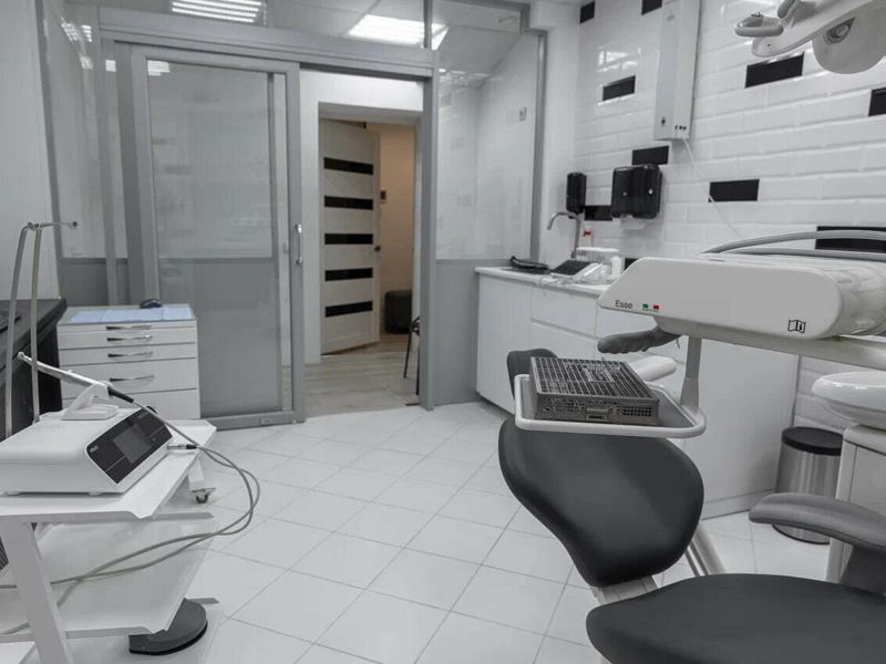 Клиника Кирилла Савина Дентал Ресурс