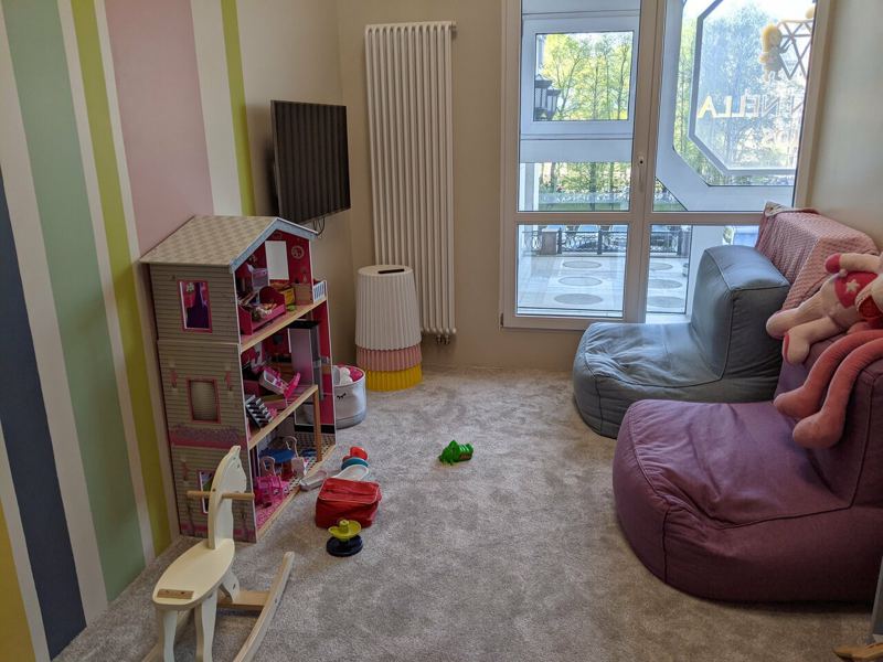 Queen Nella