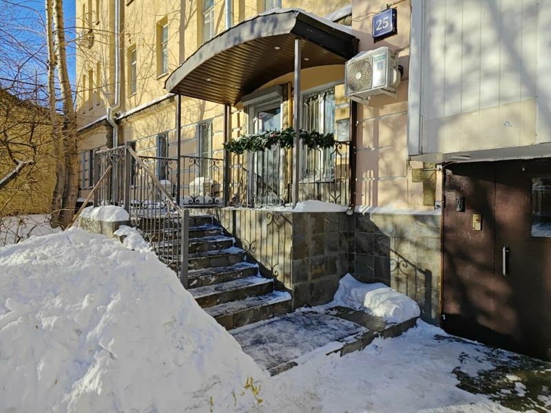 Доктор Сарычева
