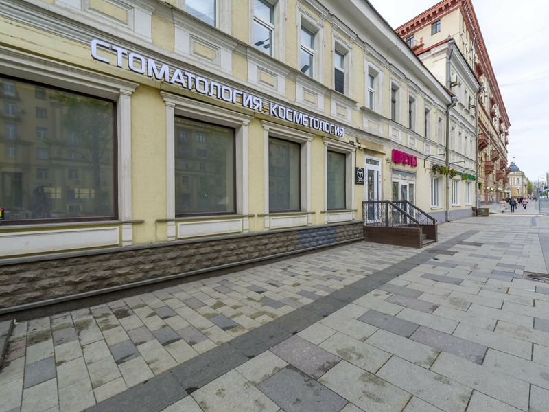 Янс Имплантум клиника