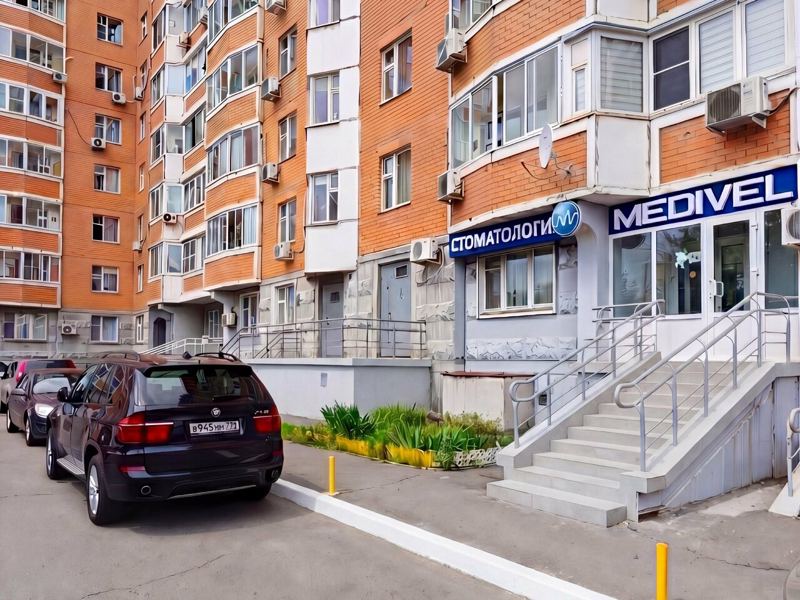 МедиВел